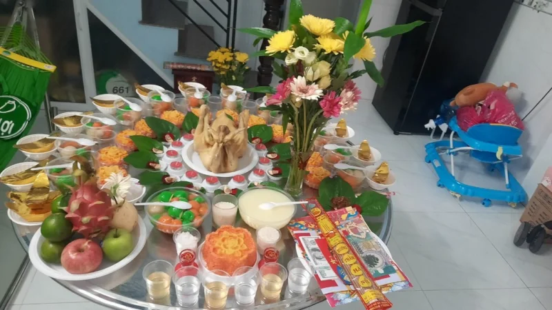 Cúng Căn Bình Tân