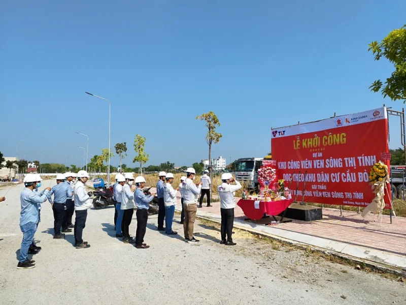 Bài văn khấn cúng động thổ năm 2026 (Bính Ngọ) - Đầy đủ, chuẩn phong thủy & dễ thực hiện