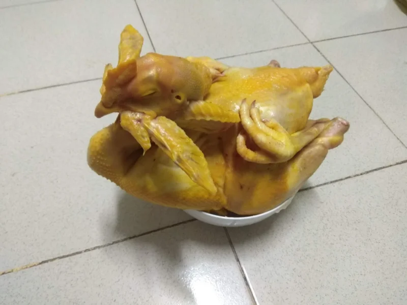 Cách Luộc Gà Cúng Thơm Ngon Chắc Thịt, Da Vàng Óng, Không Nứt